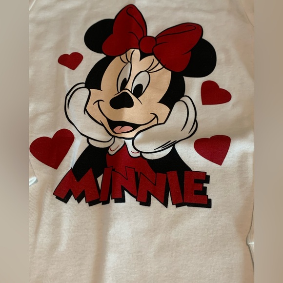 NWOT Adorable! ❤️Minnie Mouse PJ Set Size 5 - Picture 5 of 9